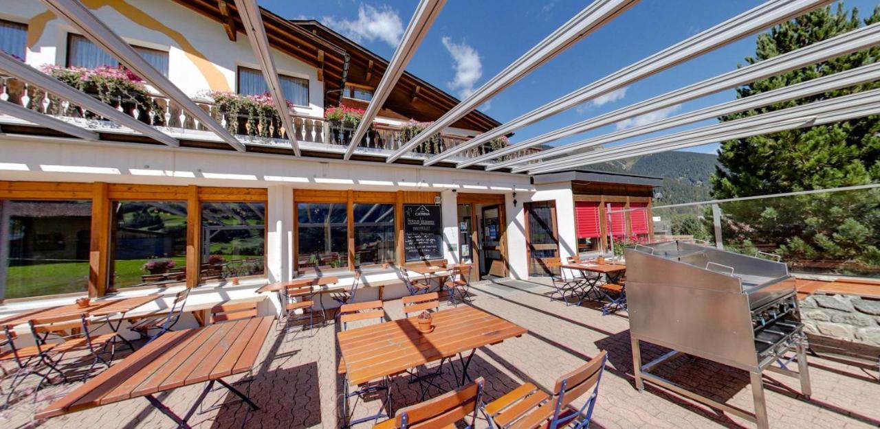 Catrina Lodge Disentis Eksteriør bilde